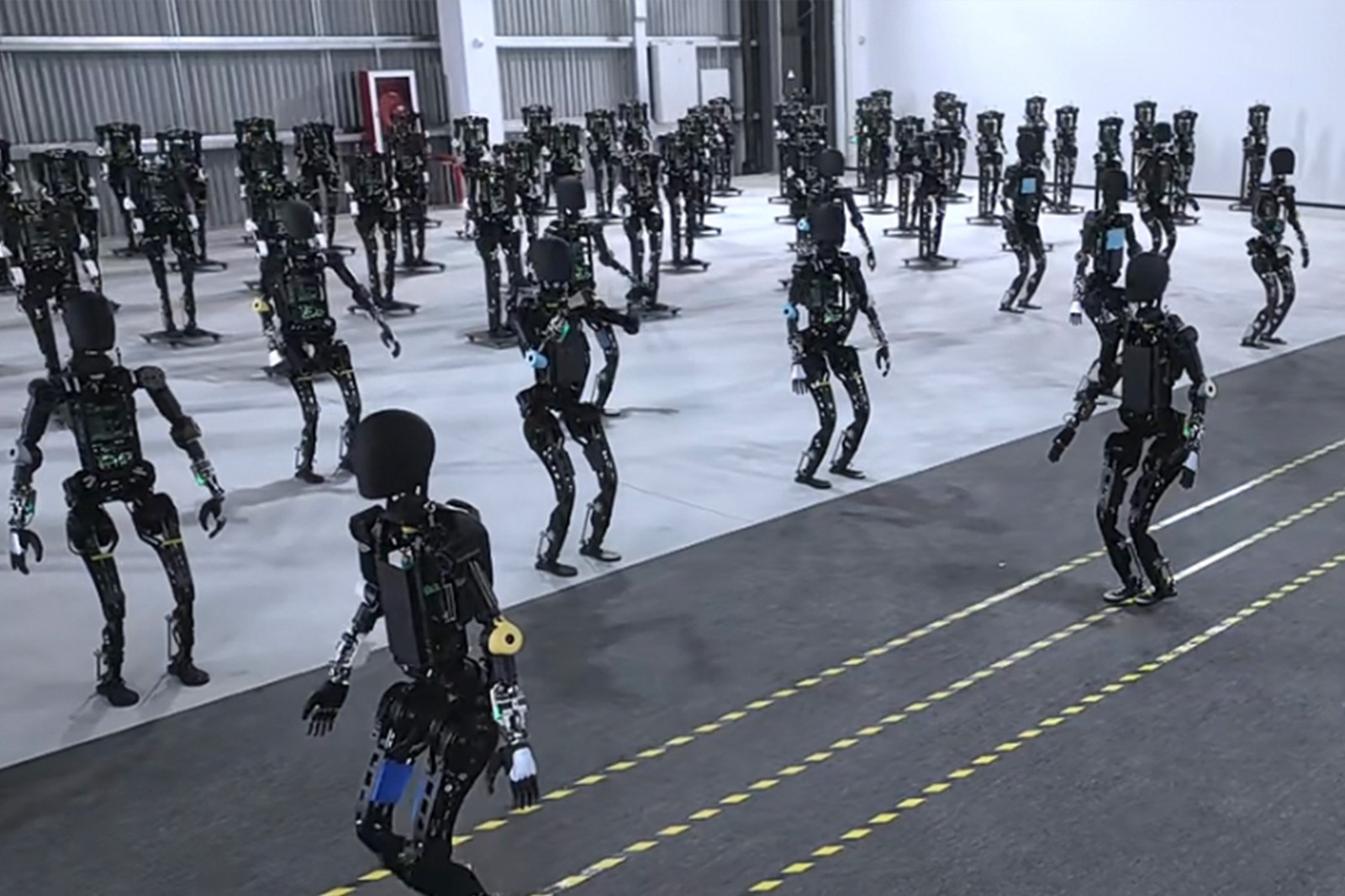 星空官网开启通用机器人商用量产